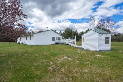 Exterior - 19530 E County Road Gg, Augusta, WI 54722 photo 6 of 10