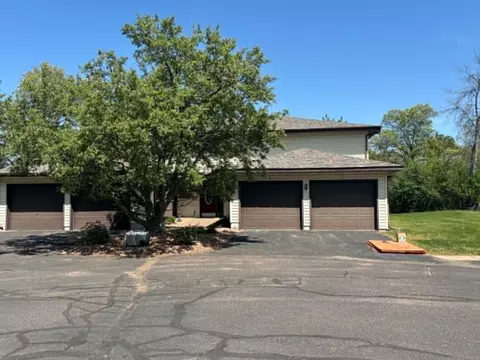 227 Parkview Ct #2, Altoona, WI 54720