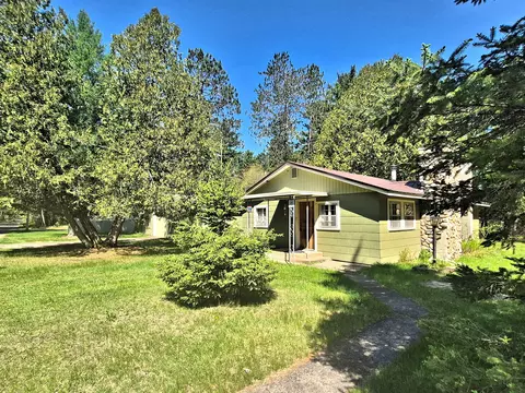 14306 W Pine St, Hayward, WI 54843