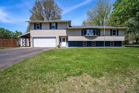 106 Lilac St, Eau Claire, WI 54703