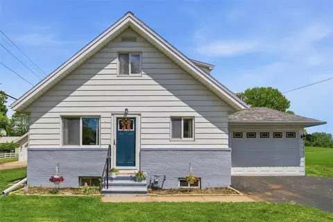 1615 2nd Ave SE, Menomonie, WI 54751