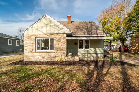 1912 Hoover Ave, Eau Claire, WI 54701