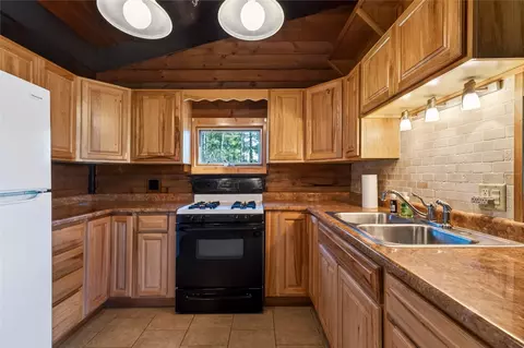 Kitchen - 43010 Trail Inn South Rd, Cable, WI 54821 photo 3 of 7