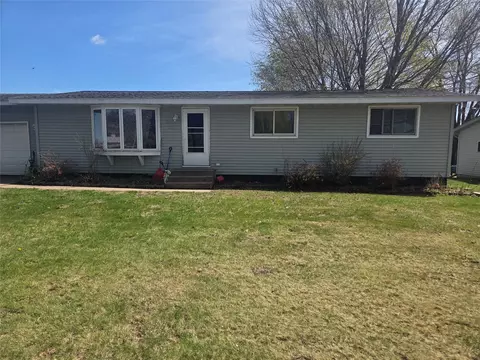 804 Thompson St, Bloomer, WI 54724