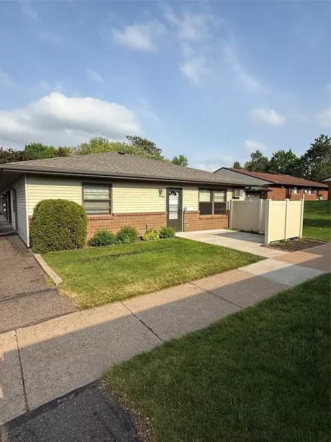 3458 Miller St, Eau Claire, WI 54701