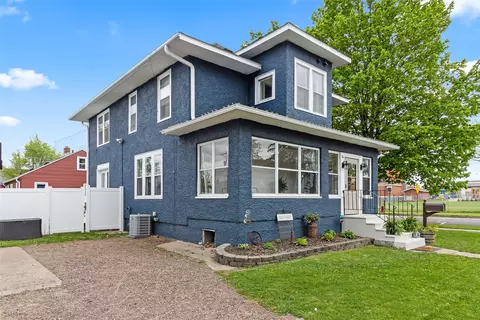 36 W Humbird St, Rice Lake, WI 54868