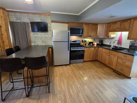 Kitchen - 1425 3rd St, Chetek, WI 54728 photo 2 of 6
