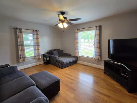 Living - 1425 3rd St, Chetek, WI 54728 photo 4 of 4
