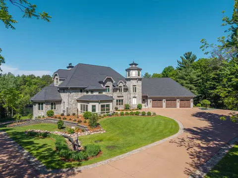 10452 43rd Ave, Chippewa Falls, WI 54729