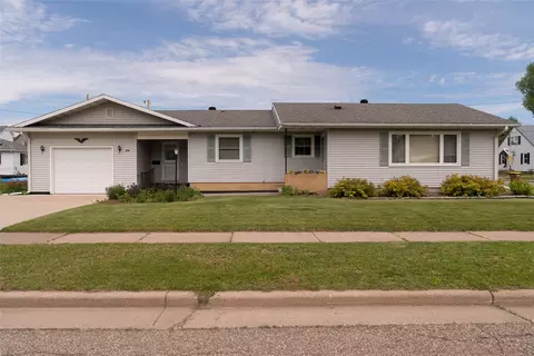 374 W Vine St, Mondovi, WI 54755