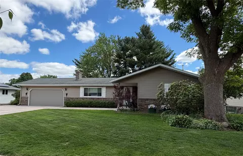 2439 14th St, Eau Claire, WI 54703