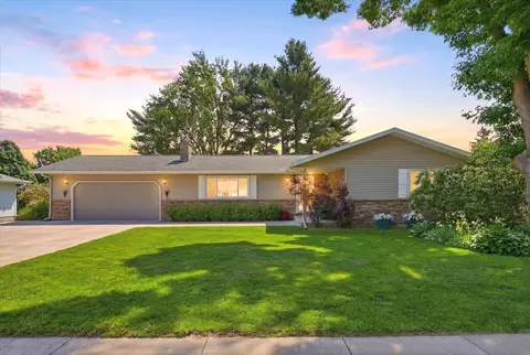 2439 14th St, Eau Claire, WI 54703