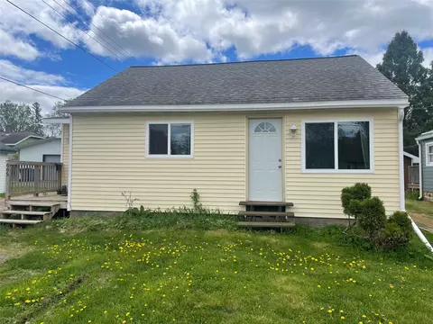 665 2nd St S, Park Falls, WI 54552