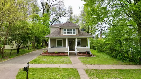 1533 E Madison St, Eau Claire, WI 54703