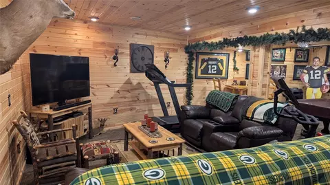Living - 3330 N Weirgor Rd, Radisson, WI 54867 photo 2 of 3