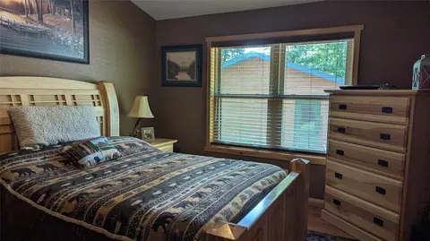 Bedroom - 3330 N Weirgor Rd, Radisson, WI 54867 photo 4 of 8