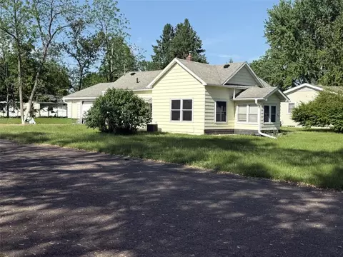 536 Olive St, Chippewa Falls, WI 54729