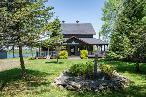 8800 Sams Ln # N, Winter, WI 54896