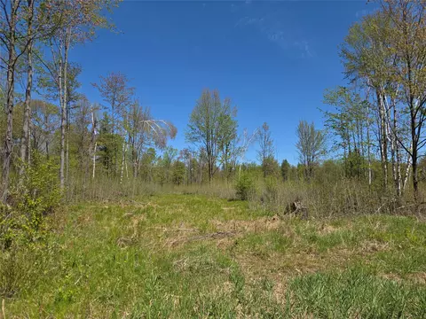 On E Central Avenue, Brantwood, WI 54513