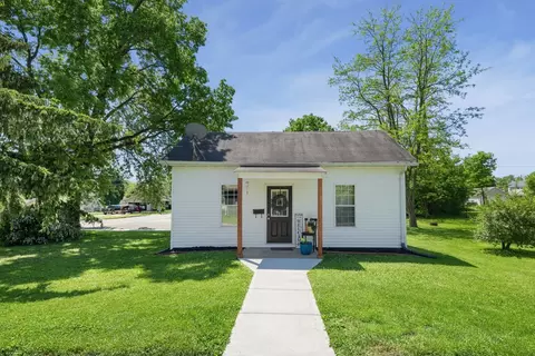 1004 Harrison St, Black River Falls, WI 54615