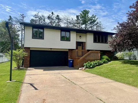 1212 W Marshall St, Rice Lake, WI 54868