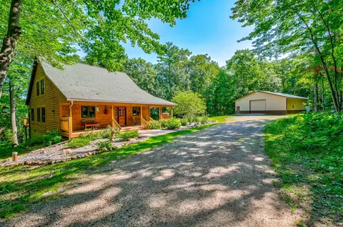 10696 W Otter Ln, Hayward, WI 54843