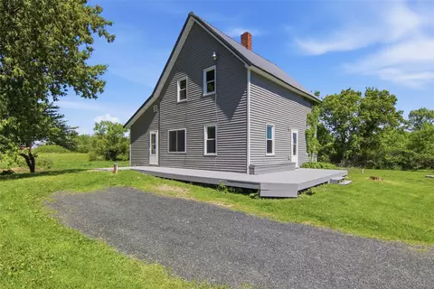 802 Janicki Rd, Stanley, WI 54768
