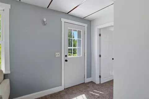 Entry Way - 802 Janicki Rd, Stanley, WI 54768 photo 2 of 5