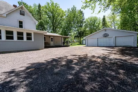 334 E 2nd Ave, Stanley, WI 54768