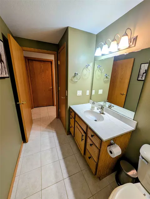 Bath - 2546 10th Ave, Chetek, WI 54728 photo 4 of 4