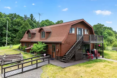 7481 Ranch Ln, Siren, WI 54872