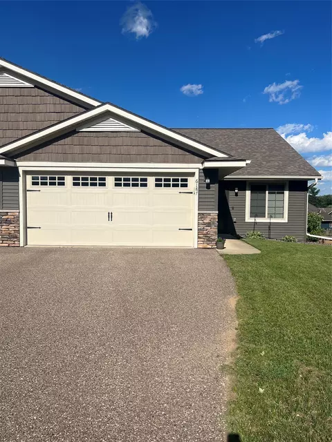 6187 Aspen Meadow Ct, Eau Claire, WI 54703
