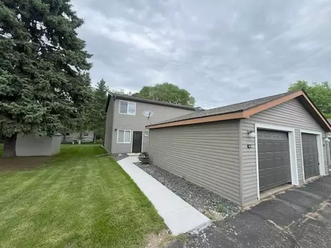 333 Odanah Ave #4A, New Richmond, WI 54017
