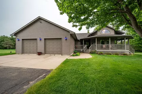2541 90th Ave, Woodville, WI 54028