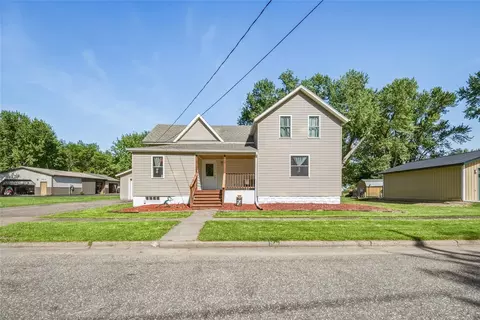 519 Wood St, Augusta, WI 54722