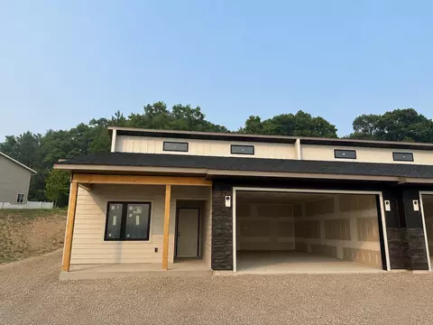 4350 Studebaker Ln, Eau Claire, WI 54703