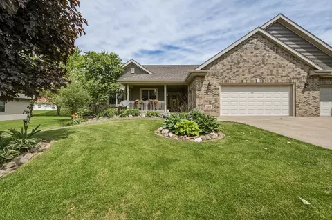 420 E 1st St, Loyal, WI 54446