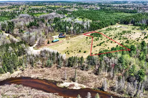 2 Trail Inn South Rd, Cable, WI 54821