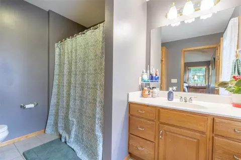 Bath - 10231 Pine Rd, Fall Creek, WI 54742 photo 3 of 4