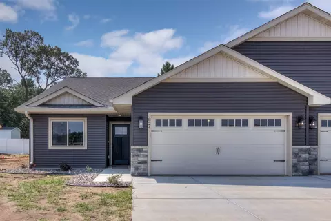 5612 Moss Trl, Eau Claire, WI 54703