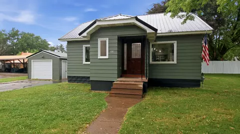 525 W Lincoln St, Augusta, WI 54722