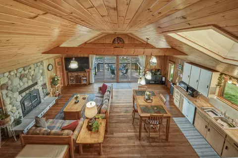 Living - e23670 Whippoorwill Private Drive, Augusta, WI 54722 photo 4 of 4