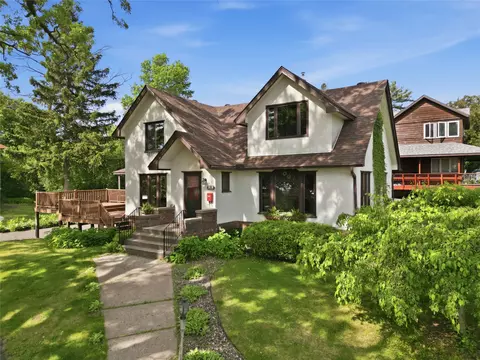28 E Humbird St, Rice Lake, WI 54868