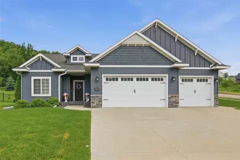 2580 Mckinley Rd, Eau Claire, WI 54703