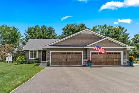 1725 Timber Trl, Chippewa Falls, WI 54729