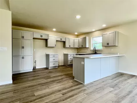 Kitchen - 1347 Knapp St, Chetek, WI 54728 photo 2 of 4