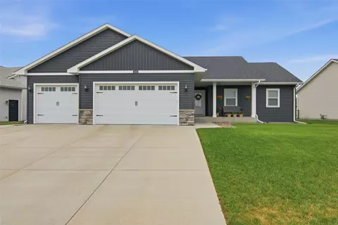 1829 Tucker Trl, Eau Claire, WI 54701