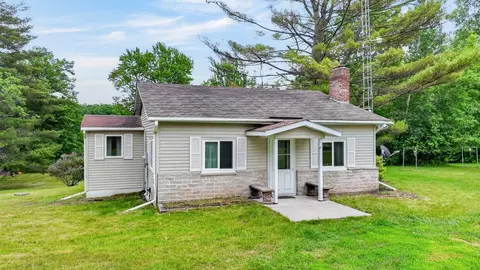 n2686 County Road East, Bruce, WI 54819