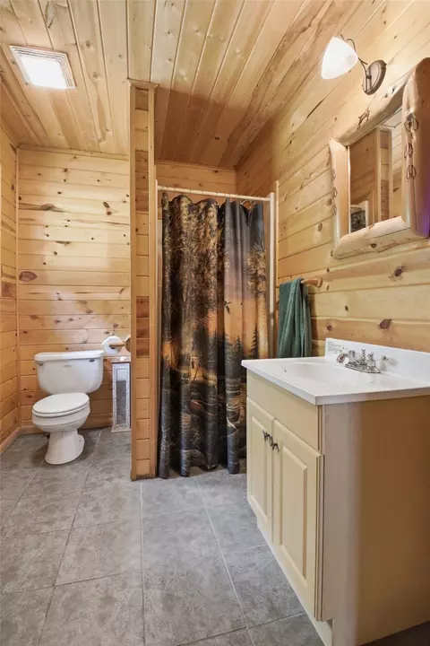 Bath - w1768 Elliott Road, Springbrook, WI 54875 photo 2 of 3