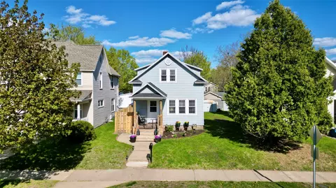625 N Dewey St, Eau Claire, WI 54703